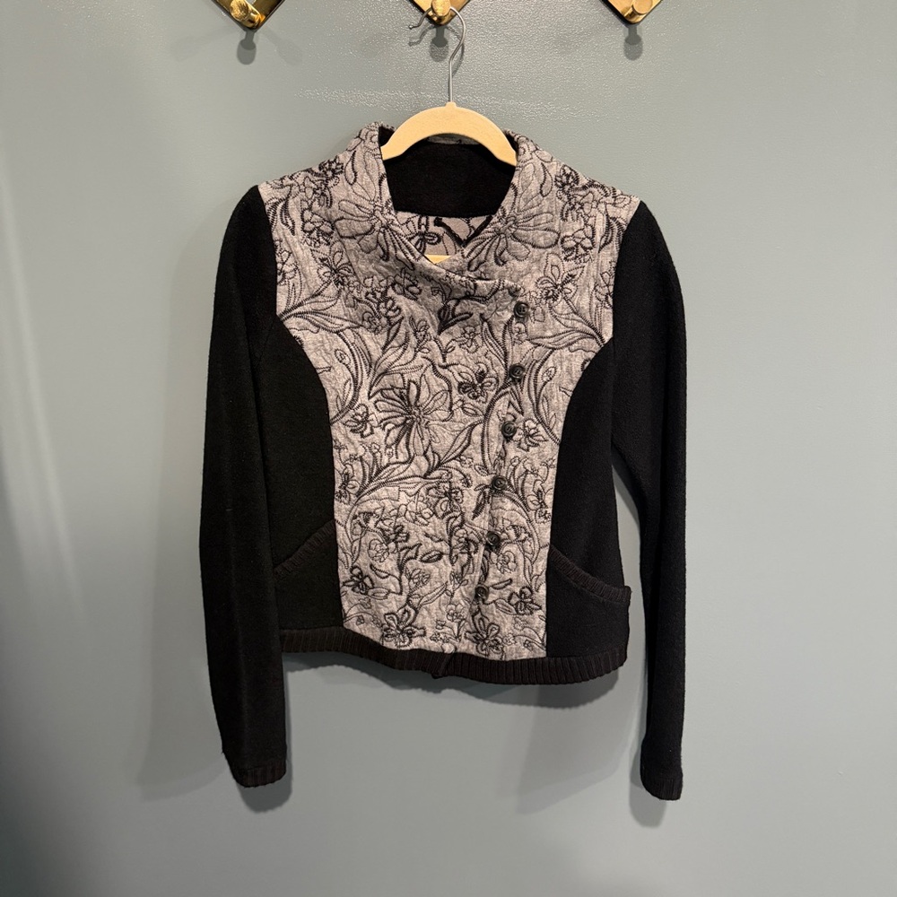 ANTHROPOLOGIE floral patterned black and gray sweater jacket